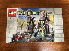 LEGO Castle: Escape from the Dragon's Prison (7187)