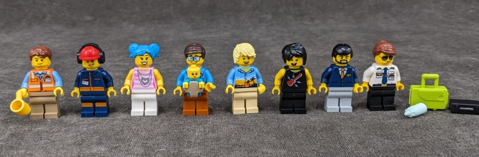 LEGO CITY: Passenger Airplane (60262) Used, 100%Complete, No box/manual, Retired - Image 2 of 4