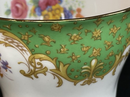 Vintage PARAGON Green “Rockingham” Bone China Cup And Saucer - Picture 11 of 24