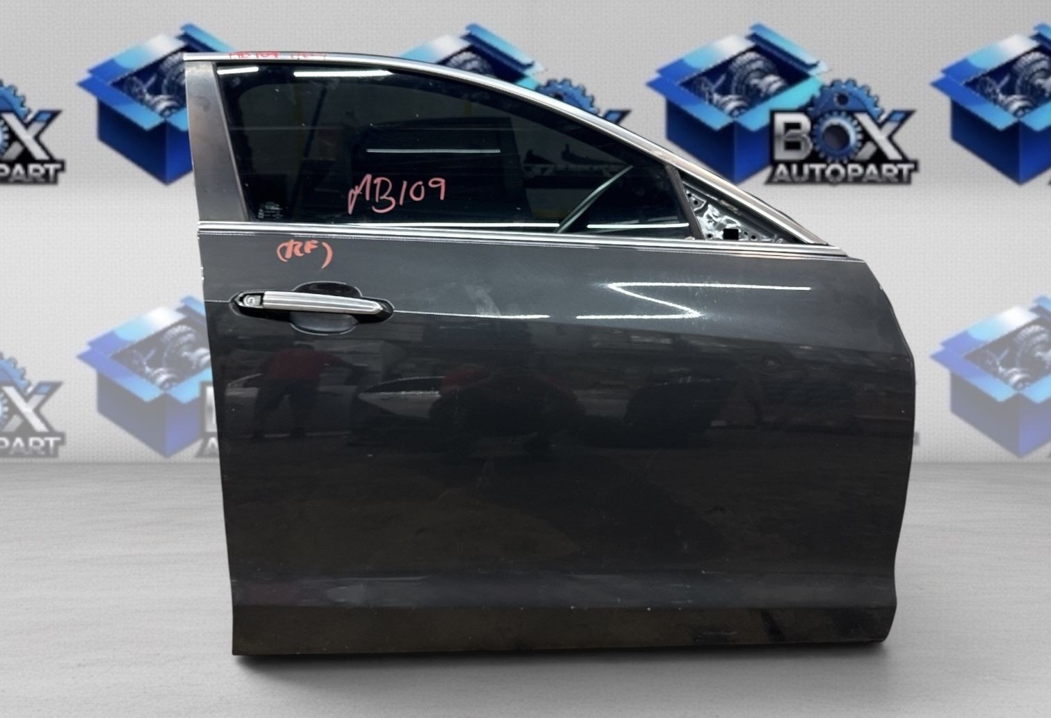 2013-2018 CADILLAC ATS Passenger Right Front Door OEM
