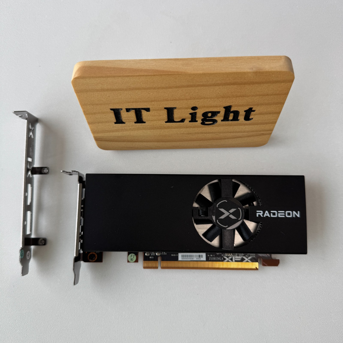 【中古】XFX Radeon RX 6400 4GB LP 補助電源不要 XFX Radeon RX 6400 4GB GDDR6 PCI Express 4.0 Low Profile Video
