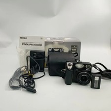 Nikon COOLPIX 5000 Black Digital Camera