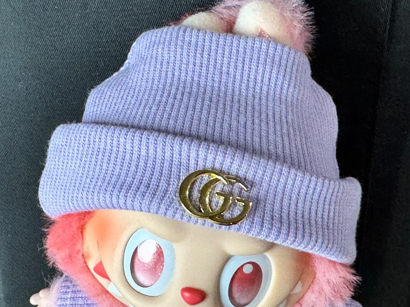 VETEMENTS Abito di ispirazione couture per bambola Labubu "Have a Seat" di ispirazione designer