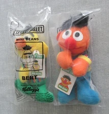 VTG 1999 KELLOGG'S SESAME STREET BERT & ERNIE MINI BEANS TOY LOT OF 2 NEW SEALED