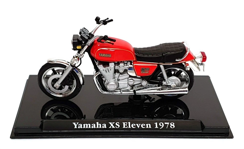 Atlas Editions 1/24 Scale 4 658 130 - 1978 Yamaha XS Eleven - Red - Image 4 of 4