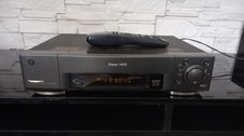 Panasonic NV HS900 S-VHS Videorecorder mit Fernbedienung