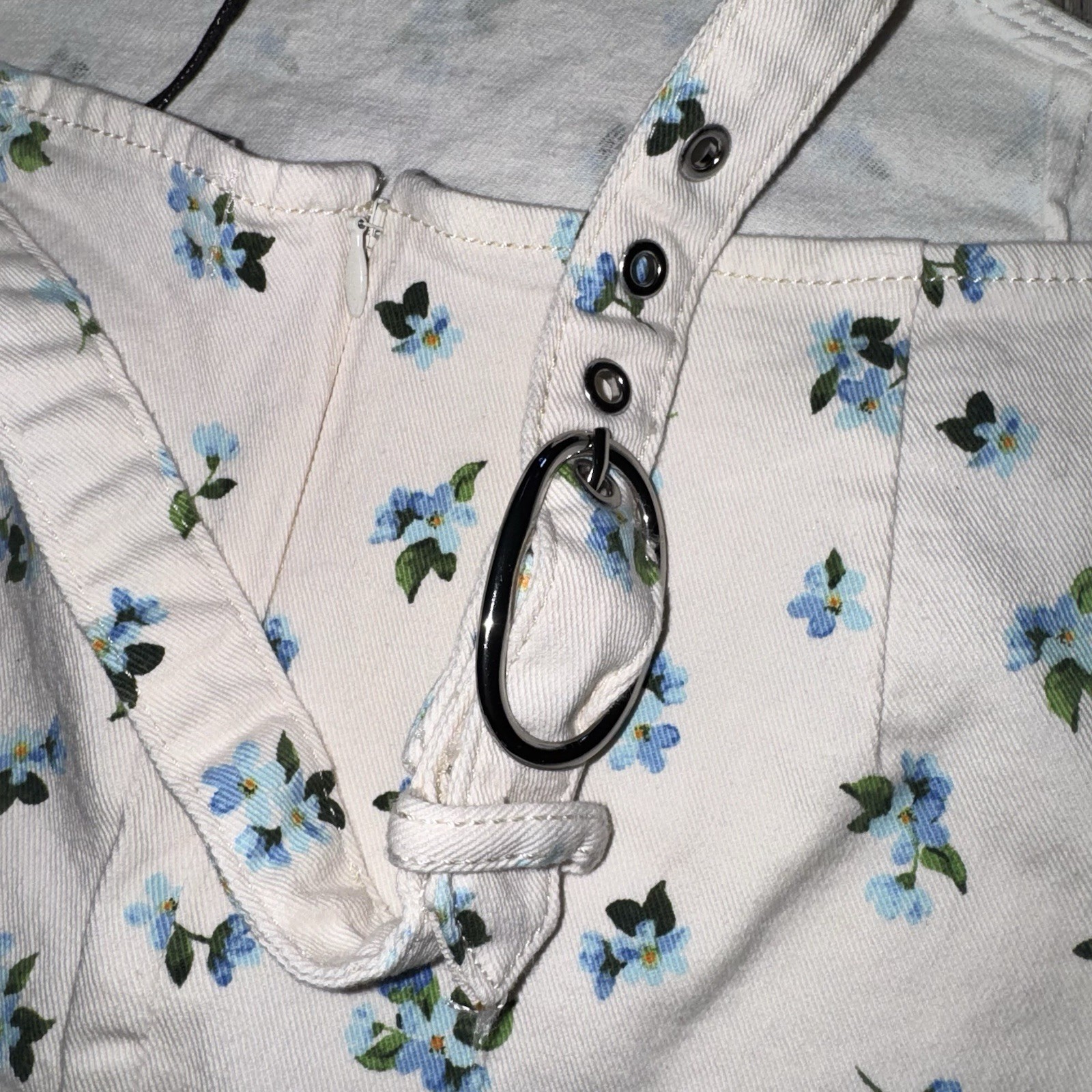 WeWoreWhat cut out mini skirt in Watercolor beige off white blue Floral M NWT thumbnail 7