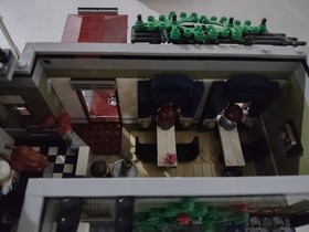 Used Complete LEGO Creator Parisian Restaurant 10243