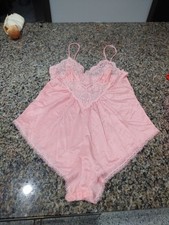 VINTAGE FIFTH AVENUE PINK LACE TEDDY SNAP CROTCH SIZE S