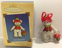 2000 Hallmark Gift Bearers Second In The Series Bear Ornament Sri Lanka - 2000 Hallmark Gift Bearers Second In The Series Bear Ornament Sri Lanka -