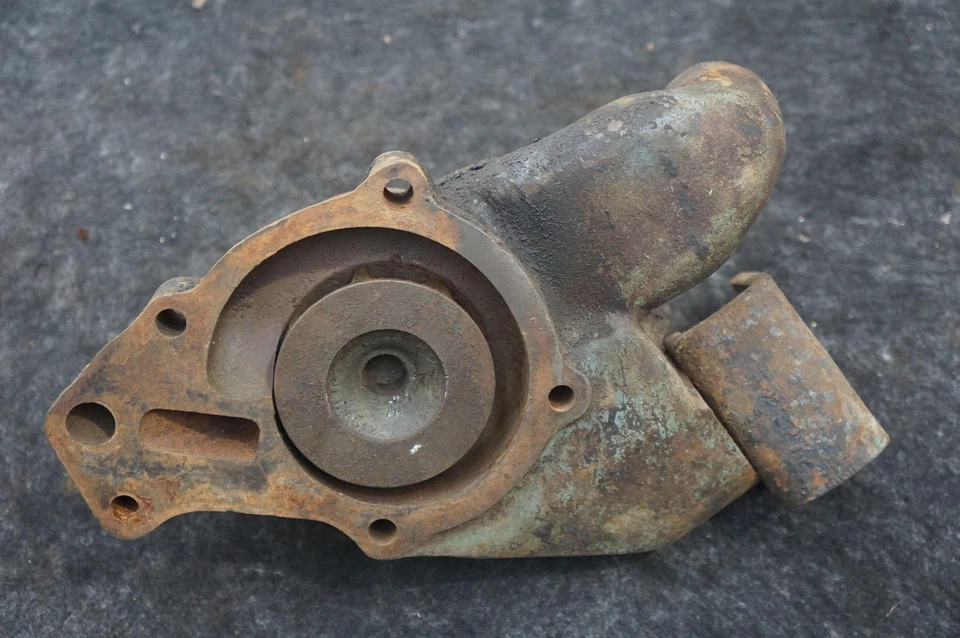 Bomba de agua de refrigerante del motor OEM 8EL-8505-B Lincoln Cosmopolitan 1949-1954 Foto 2 de 4