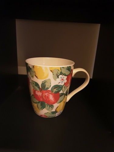 TAZA DE TÉ DE CAFÉ CATH KIDSTON MANZANAS Y PERAS STANLEY MUY RARA 1A CALIDAD - Imagen 2 de 3