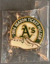 NIP 2016 Baseball Season Ticket Holder OAKLAND A's White Cleats Shoes PIN New