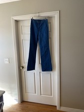 Levi  s Vintage Orange Tab Women  s Blue Jeans Sz 30/32. Box11