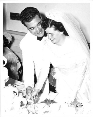 Bride And Groom Cutting Their Wedding Cake B+W Found Photo VB679