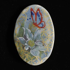 Studio Porcelain Button Butterfly Lily