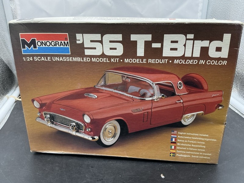 VINTAGE MODEL KIT-MONOGRAM 1982 #2289 ‘ 56 T-BIRD OPEN 