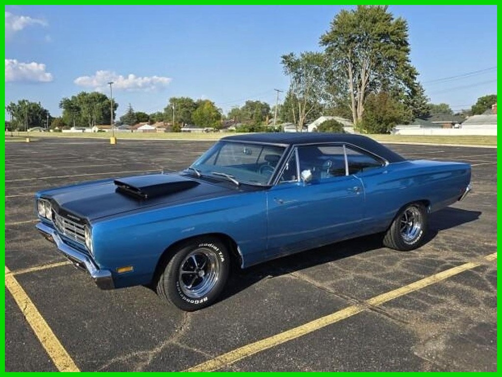 1962 Plymouth Roadrunner for sale in Roseville Michigan