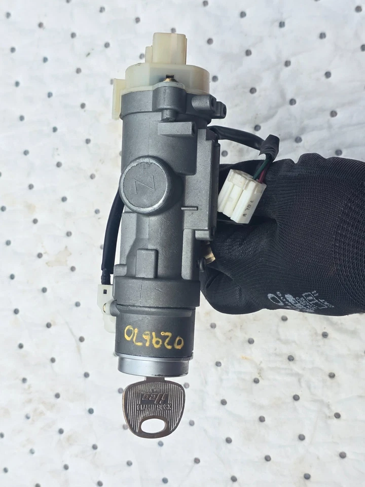 2005-2010 KIA SPORTAGE INTERRUPTOR DE IGNIÇÃO CILINDRO DE BLOQUEIO COM CHAVE FABRICANTE DE EQUIPAMENTO ORIGINAL - Imagem 4 de 4