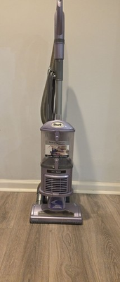 #ad Shark Navigator Lift Away Professional Upright Vacuum NV35026 Preowned $75.00