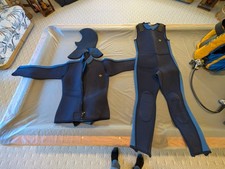 GT wetsuit men's size Large