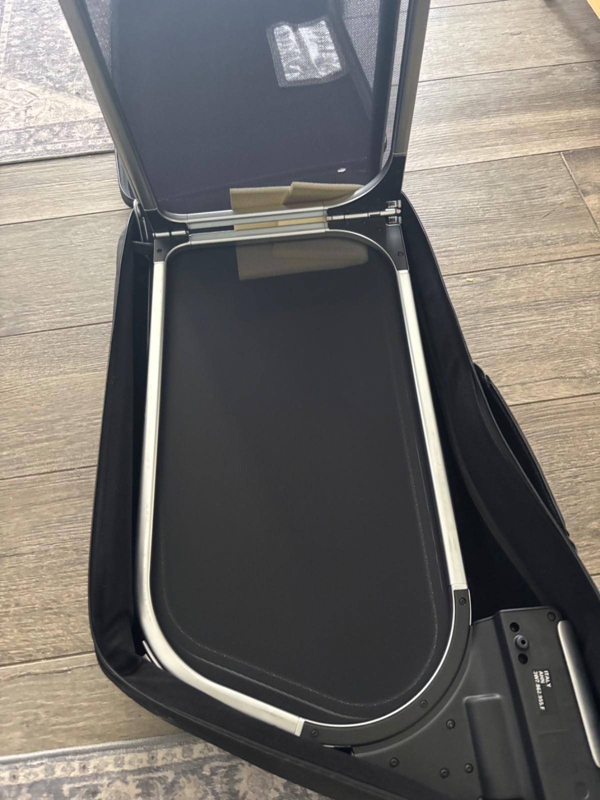 Bentley GTC convertible wind screen deflector - like new condition case included