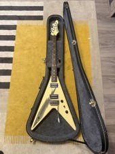 Aria Pro ii deluxe Flying V Japanese Vintage Guitar