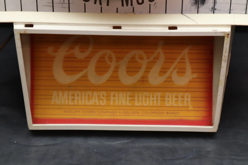 Vintage Coors On Tap Lighted Motion Waterfall Sign READ - Image 3 of 4