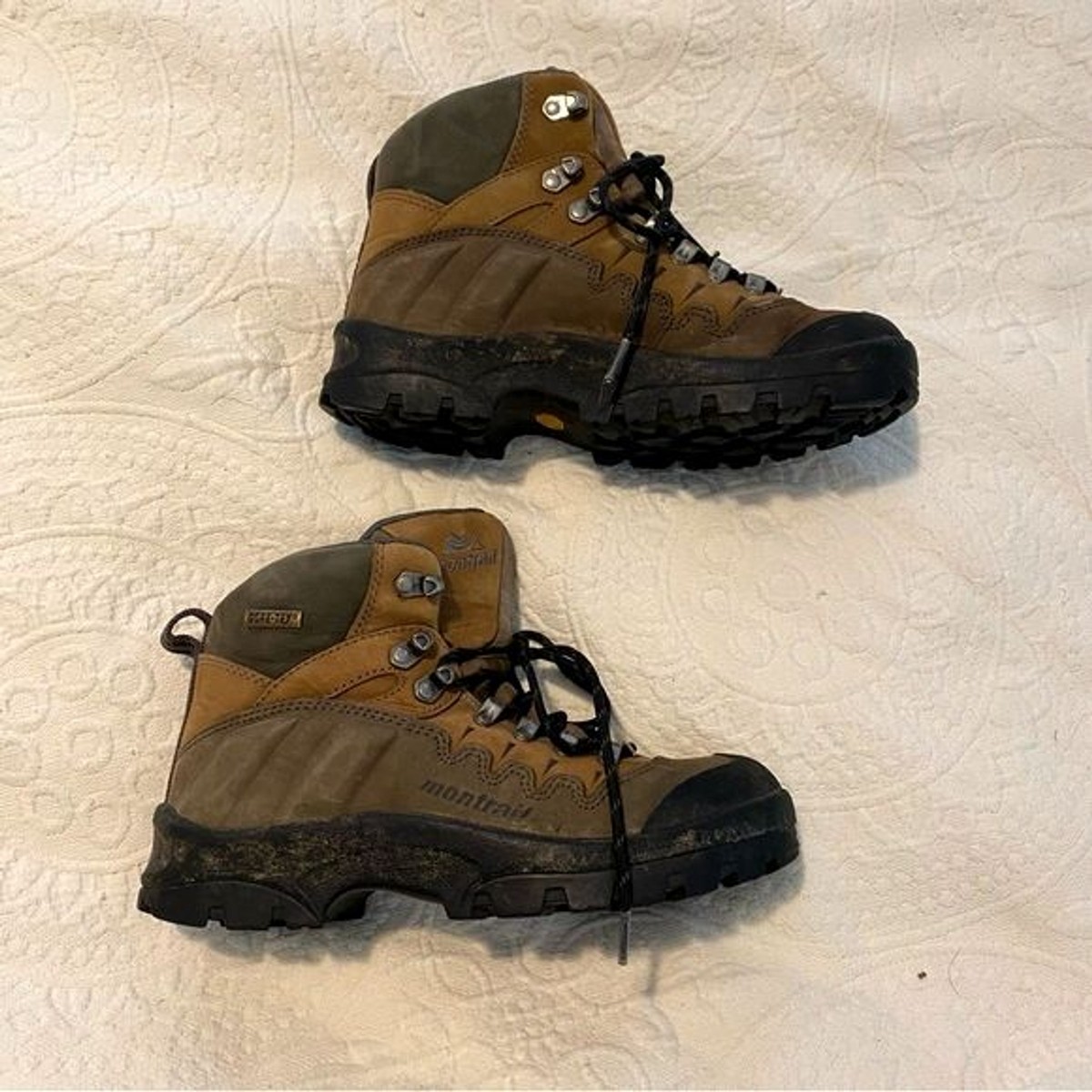 Montrail size Vibram Sole Hiking Boots - Main Image