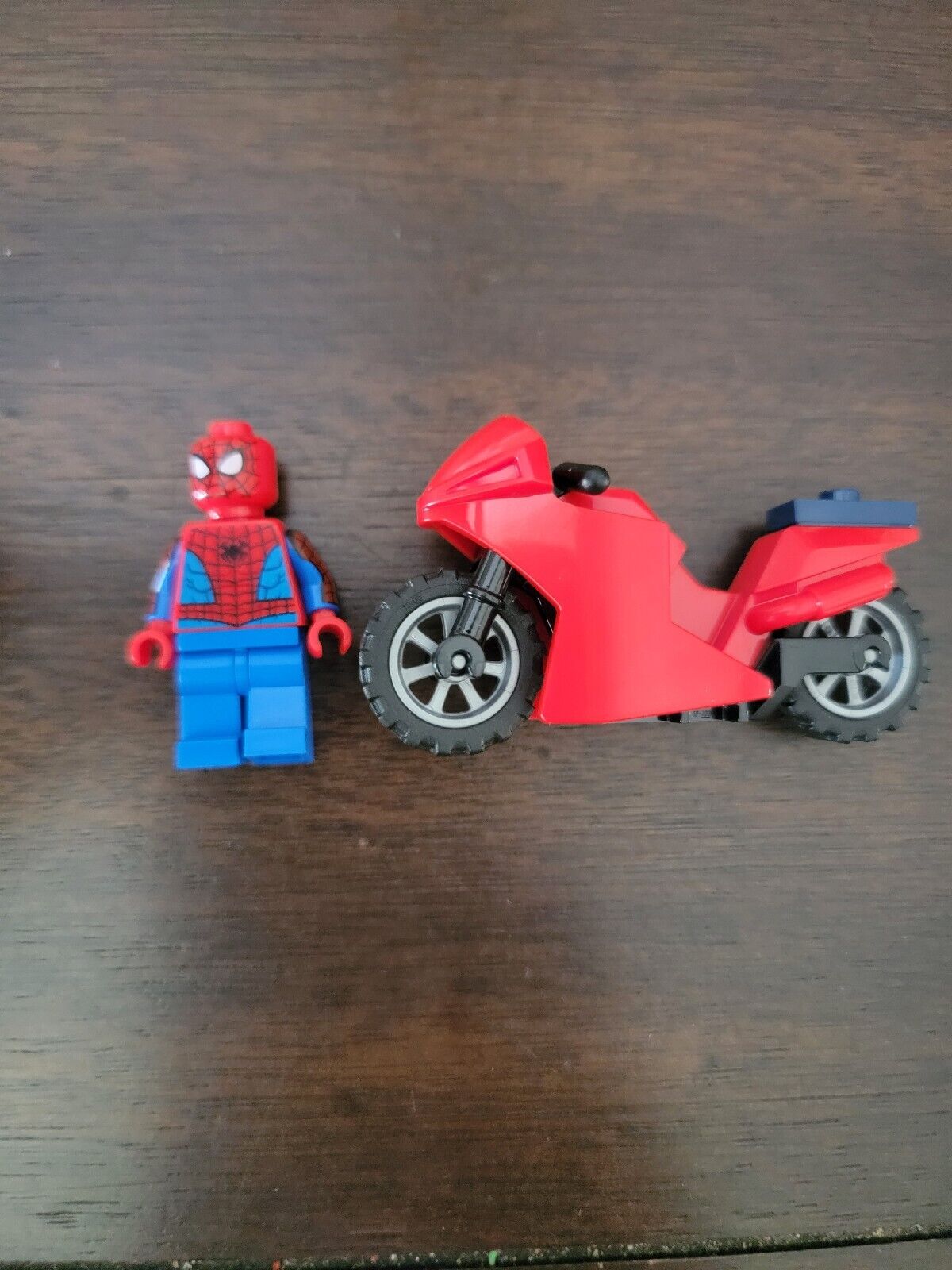 LEGO Spiderman Minifigure Black Web pattern 76059 Marvel Superhero 