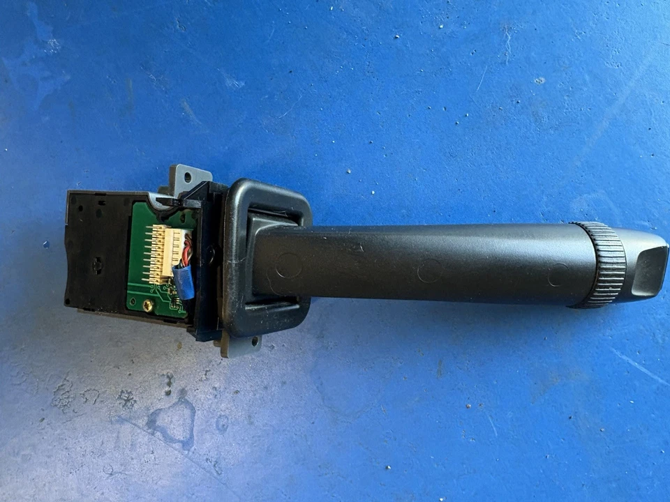 Volvo S60 S80 V70 XC90 2004 2005 señal de giro interruptor direccional viaje 30669738 Foto 3 de 3