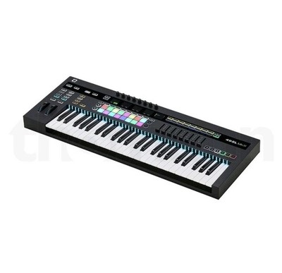 Novation 61SL MKIII USB MIDI & CV Controller Neuwertig 