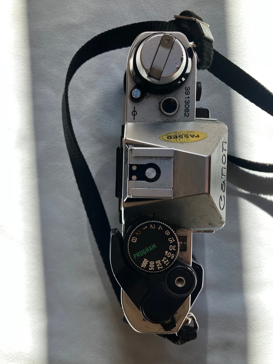 Cámara réflex analógica del programa Canon AE1 - probada que funciona perfectamente