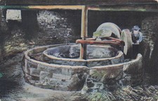 50 SAINT PIERRE EGLISE LE PRESSOIR