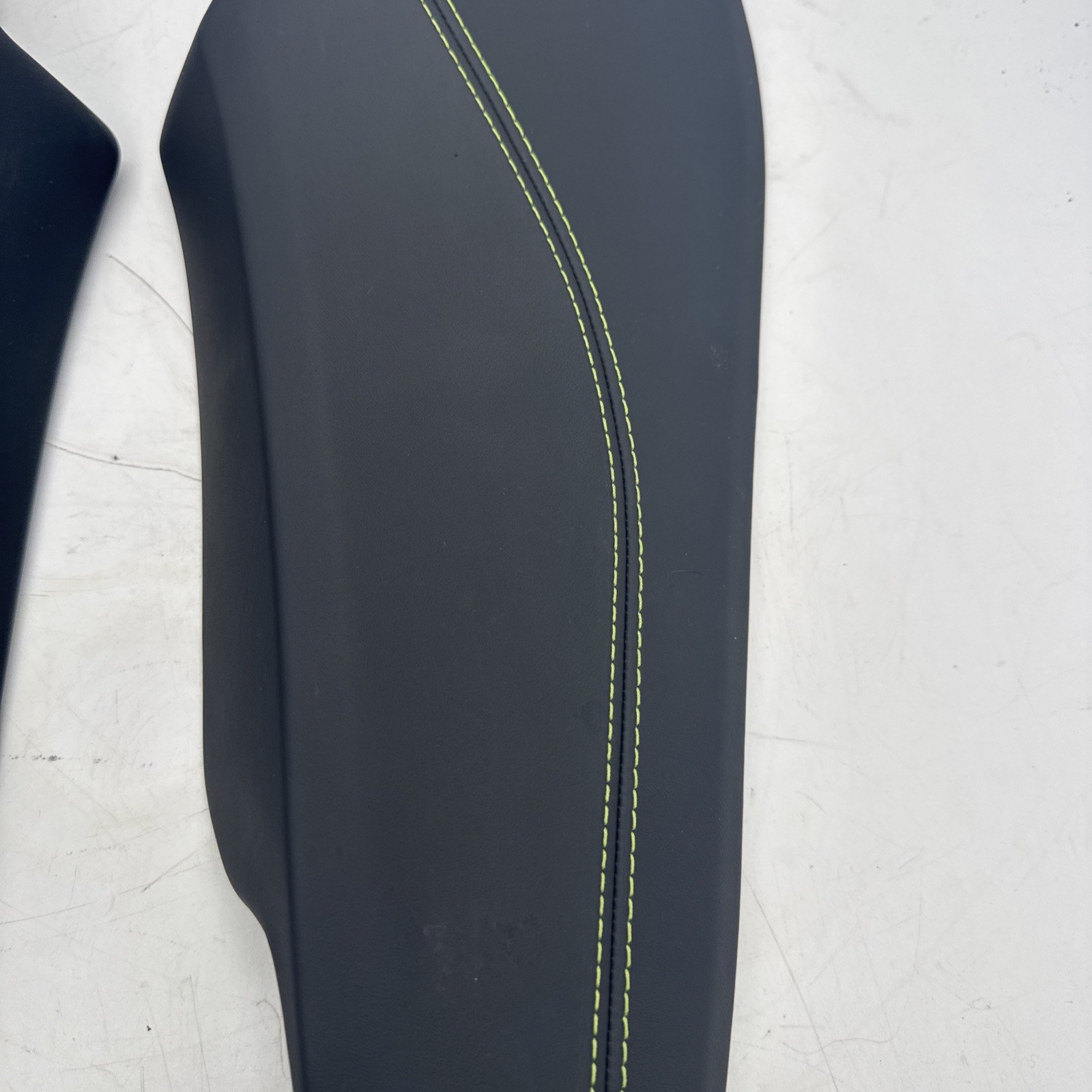 LAMBORGHINI HURACAN LEFT AND RIGHT SIDE PANEL LEATHER GREEN STITCHING Used OEM 