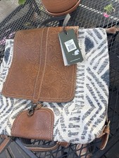 NWT Myra woman  s Chic Backpack Purse S-2854