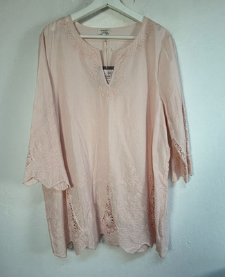 Marina Luna Womens Split Neck Embroidered Tunic Top 1X Cotton Pink Lace Trim New
