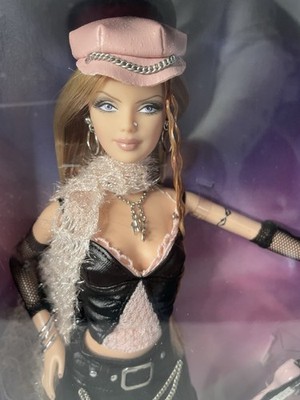 NEW Hard Rock Cafe Barbie Doll 2004 Mattel G7915 Guitar Rocker