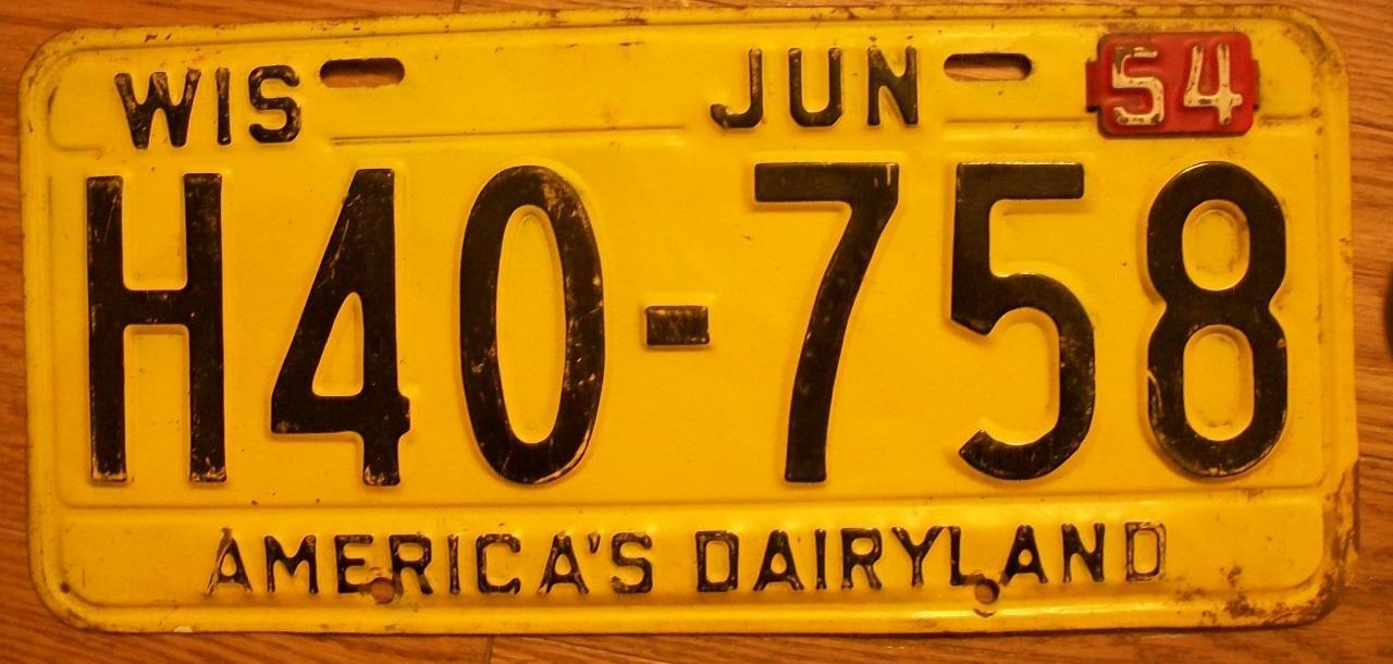 SINGLE WISCONSIN LICENSE PLATE - 1953/54 - H40-758 - AMERICA'S DAIRYLAND