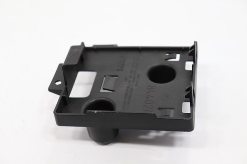 KEYLESS ENTRY CONTROL MODULE MOUNT BRACKET OEM 84402414 GMC ACADIA 2017 - 2023 - Picture 7 of 10