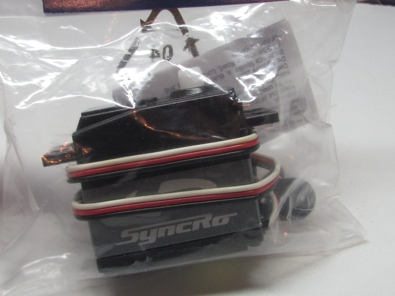 DEAGOSTINI / KYOSHO -NITRO / ELECTRIC STEERING SERVO KS201 - R/C /81
