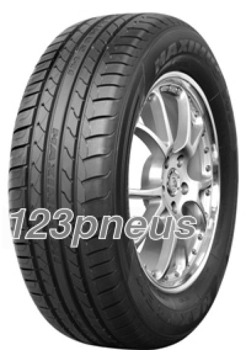 Pneu été Maxtrek 205/45 R16 avec grip directionnel et haute résistance XL