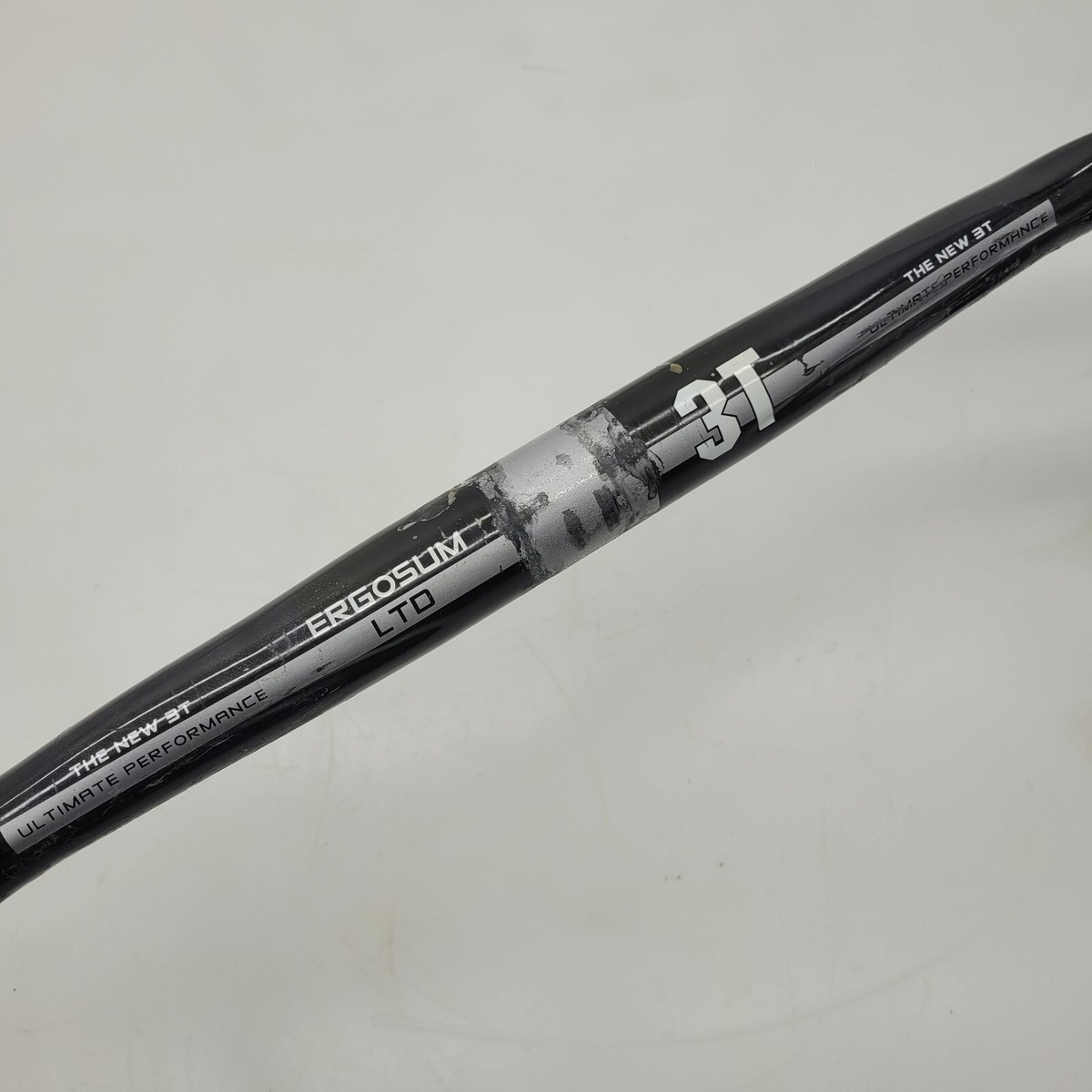 Manubrio 3T ERGOSUM LTD 31,8/440 mm carbonio bicicletta