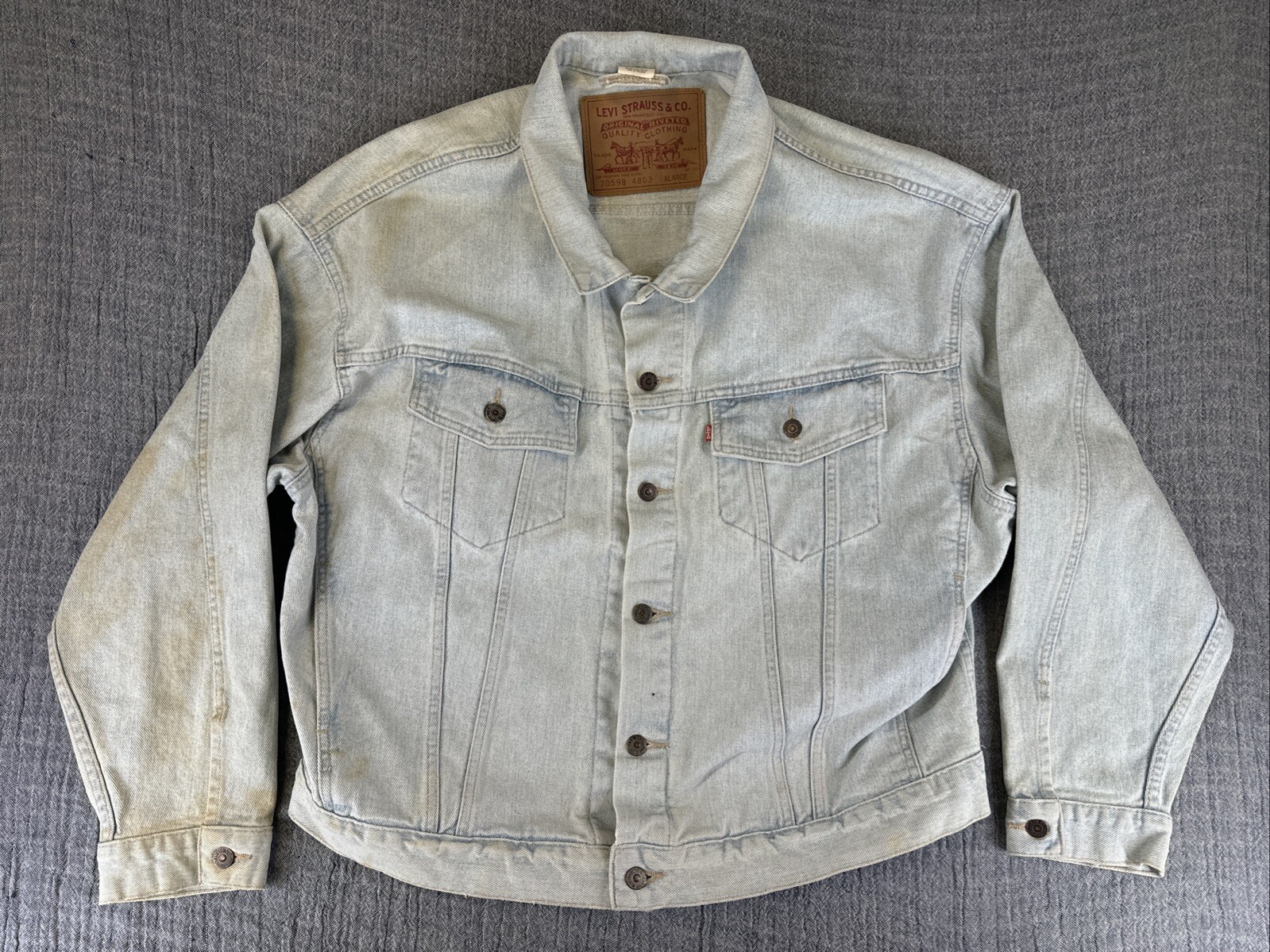Vintage Levi's Denim Jacket 70598 4803 Size XL Light Wash Button Up Pockets
