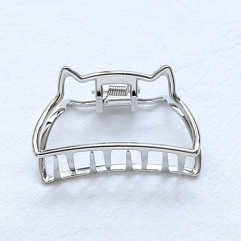Fashion Vintage Metal Hair Claw Cat Ears Hairpin Clip  display picture 1
