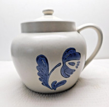 Vintage Pfaltzgraff Yorktowne USA Blue Floral Handle Bean Pot With Lid Number 70