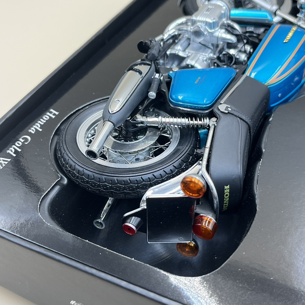 MINICHAMPS 1/12 Honda Goldwing GL 1000 K0 1975 blue green No MINICHAMPS 1/12 Honda Goldwing GL 1000 K0 1975 blue green No