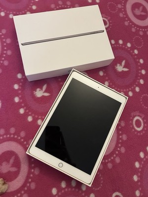 Apple iPad 6th Gen. 32GB, Wi-Fi, 9.7in - Gold for sale online
