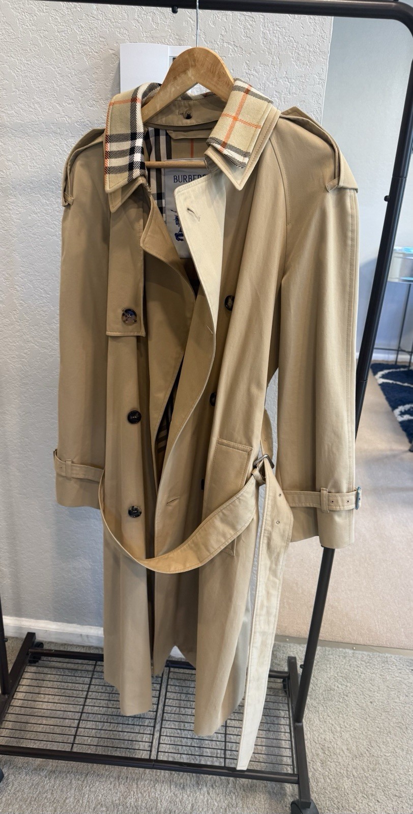 Long beige gabardine belted trench coat with removable collar