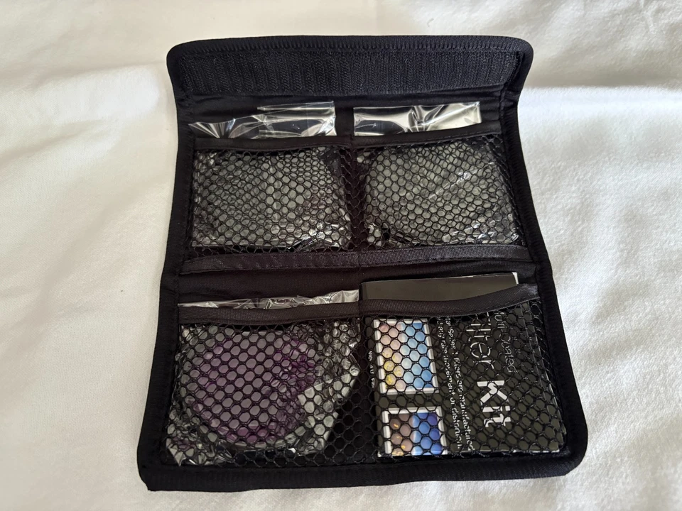 Vivitar 58mm Multi-Coated 3 Piece Filter Kit UV / CPL / FLD with Storage Wallet - Image 3 of 4